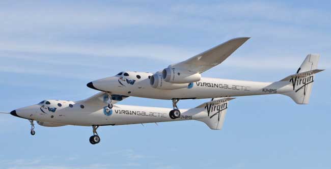 WhiteKnightTwo flyger för första gången WhiteKnightTwo flyger för första gången