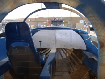 Lynd modell insidan av cockpit